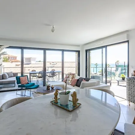 Modern Apt With Balcony At 1Mn Walk From The Beach